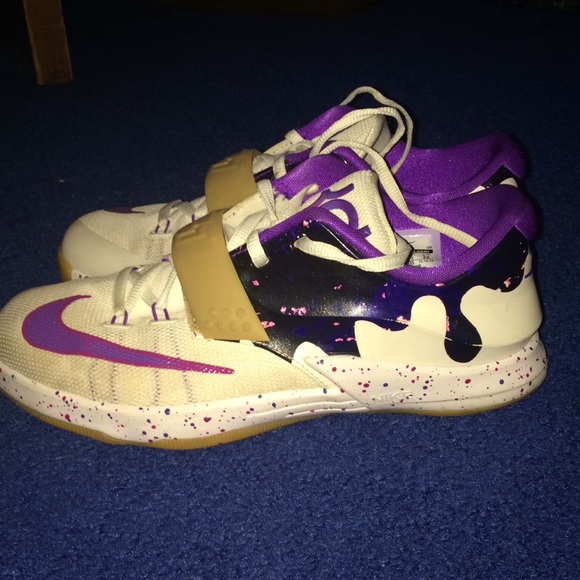KD 7’s size 3Y - Picture 2 of 4